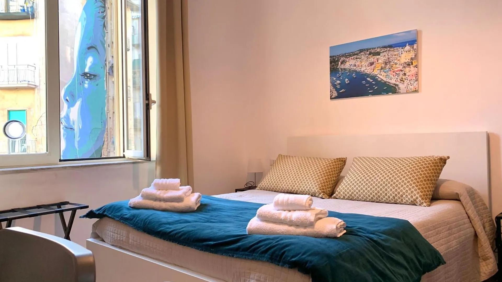 La Finestra Su Napoli Hotel Naples