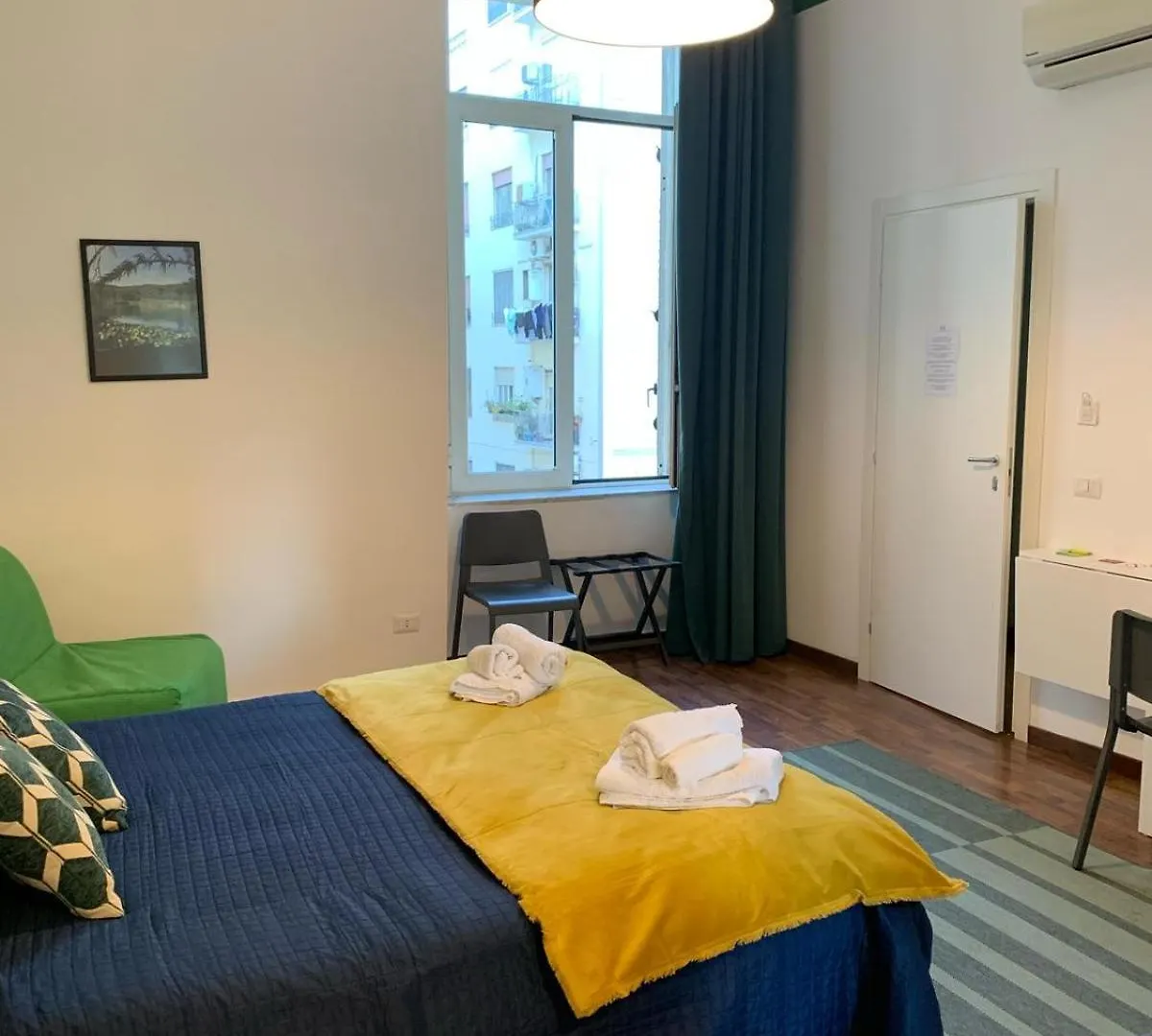 La Finestra Su Napoli Hotel Guest house